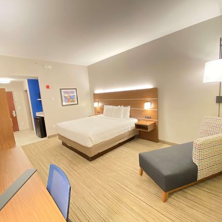 Holiday Inn Express & Suites - Williamstown - Glassboro By Ihg Exterior foto