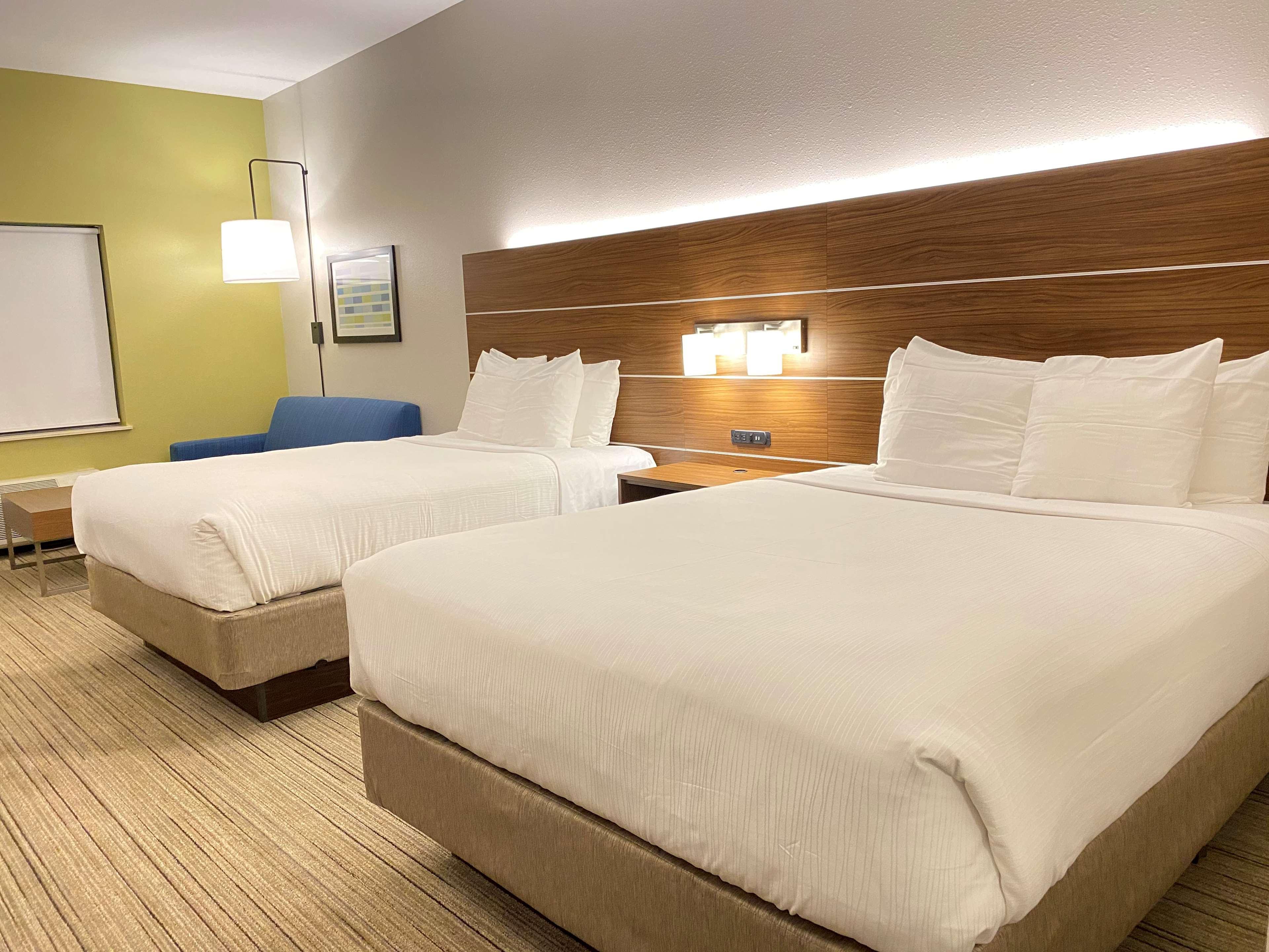 Holiday Inn Express & Suites - Williamstown - Glassboro By Ihg Exterior foto
