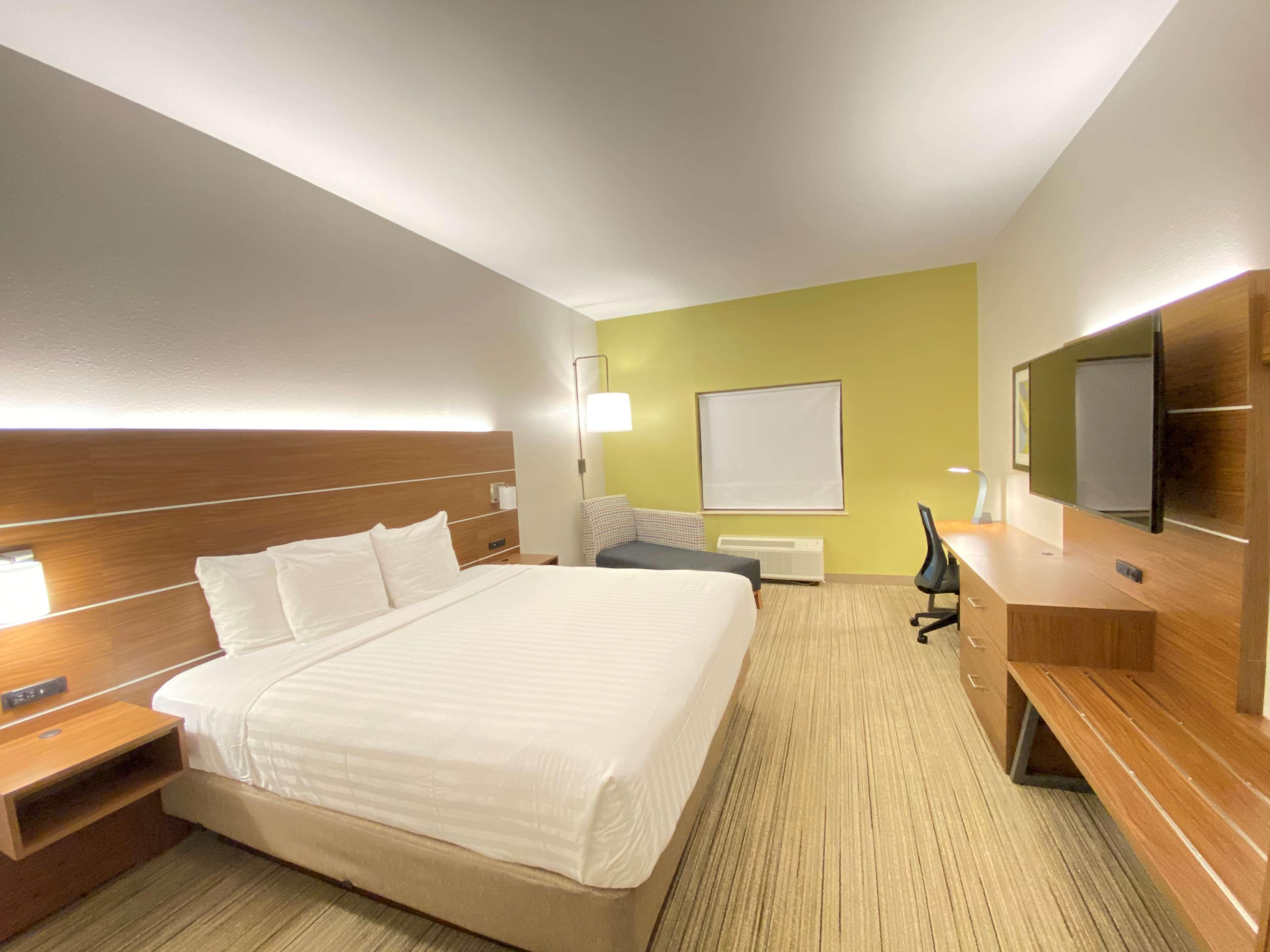 Holiday Inn Express & Suites - Williamstown - Glassboro By Ihg Exterior foto